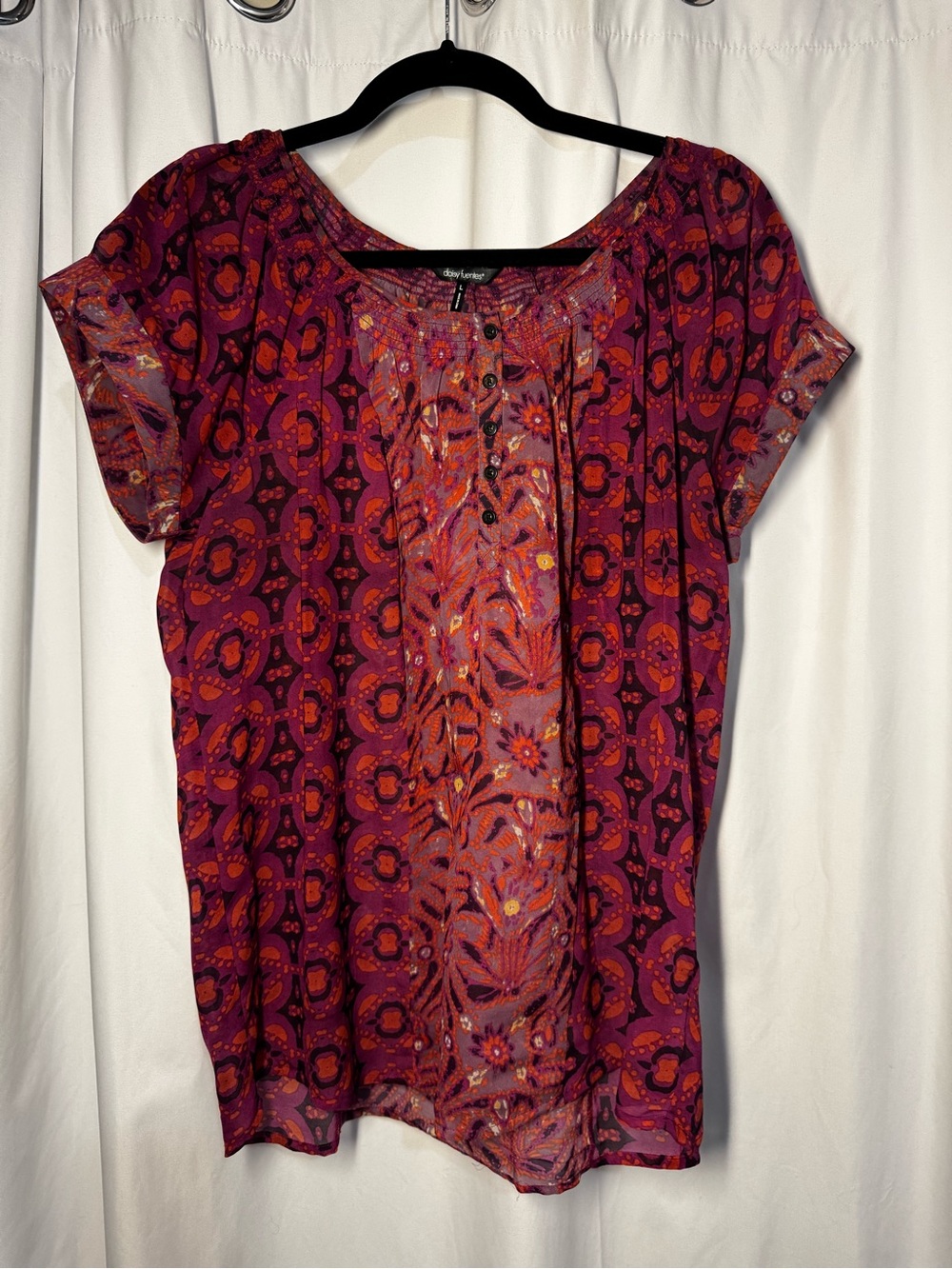 Daisy Fuentes Plum and Coral Printed Short Sleeve Blouse